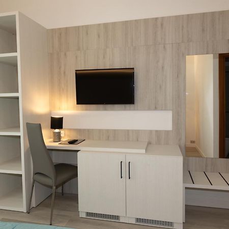 Hotel & Aparthotel Carinthia S Lido di Jesolo Buitenkant foto