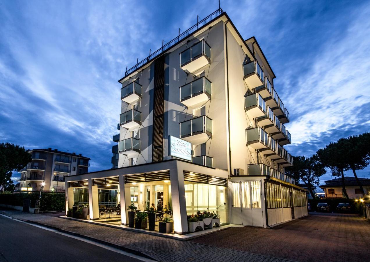 Hotel & Aparthotel Carinthia S Lido di Jesolo Buitenkant foto