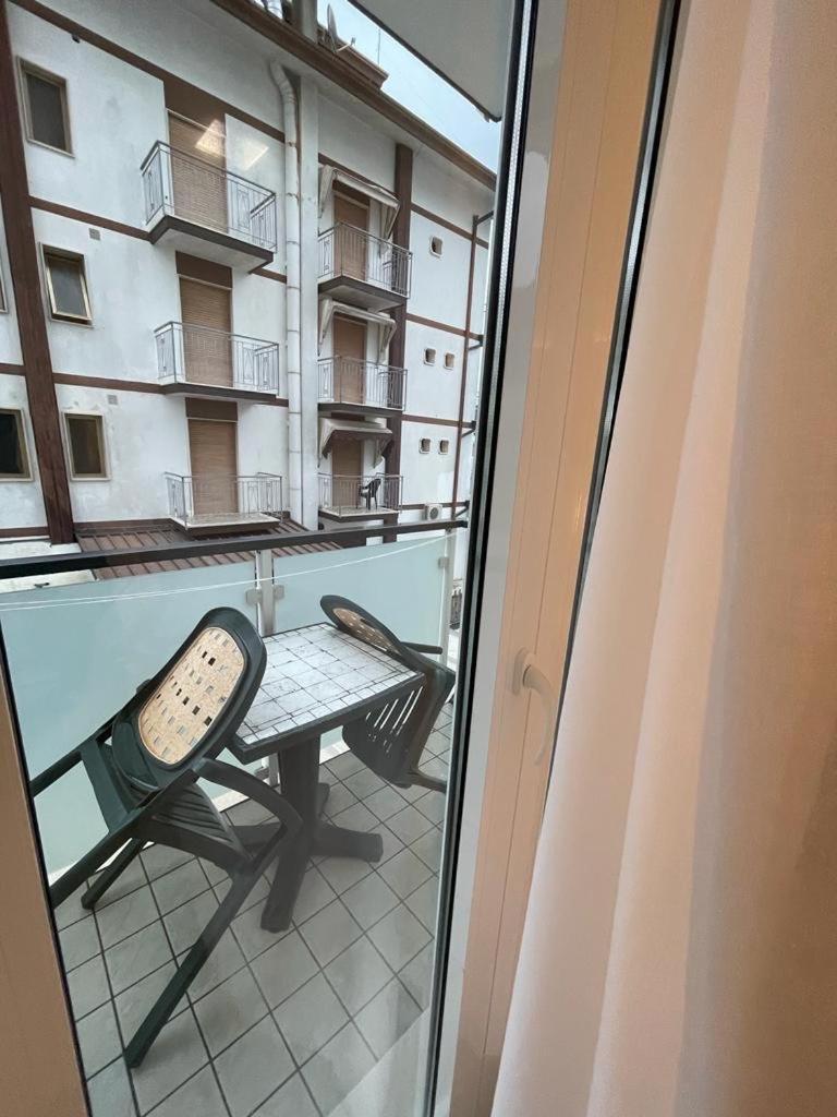 Hotel & Aparthotel Carinthia S Lido di Jesolo Buitenkant foto